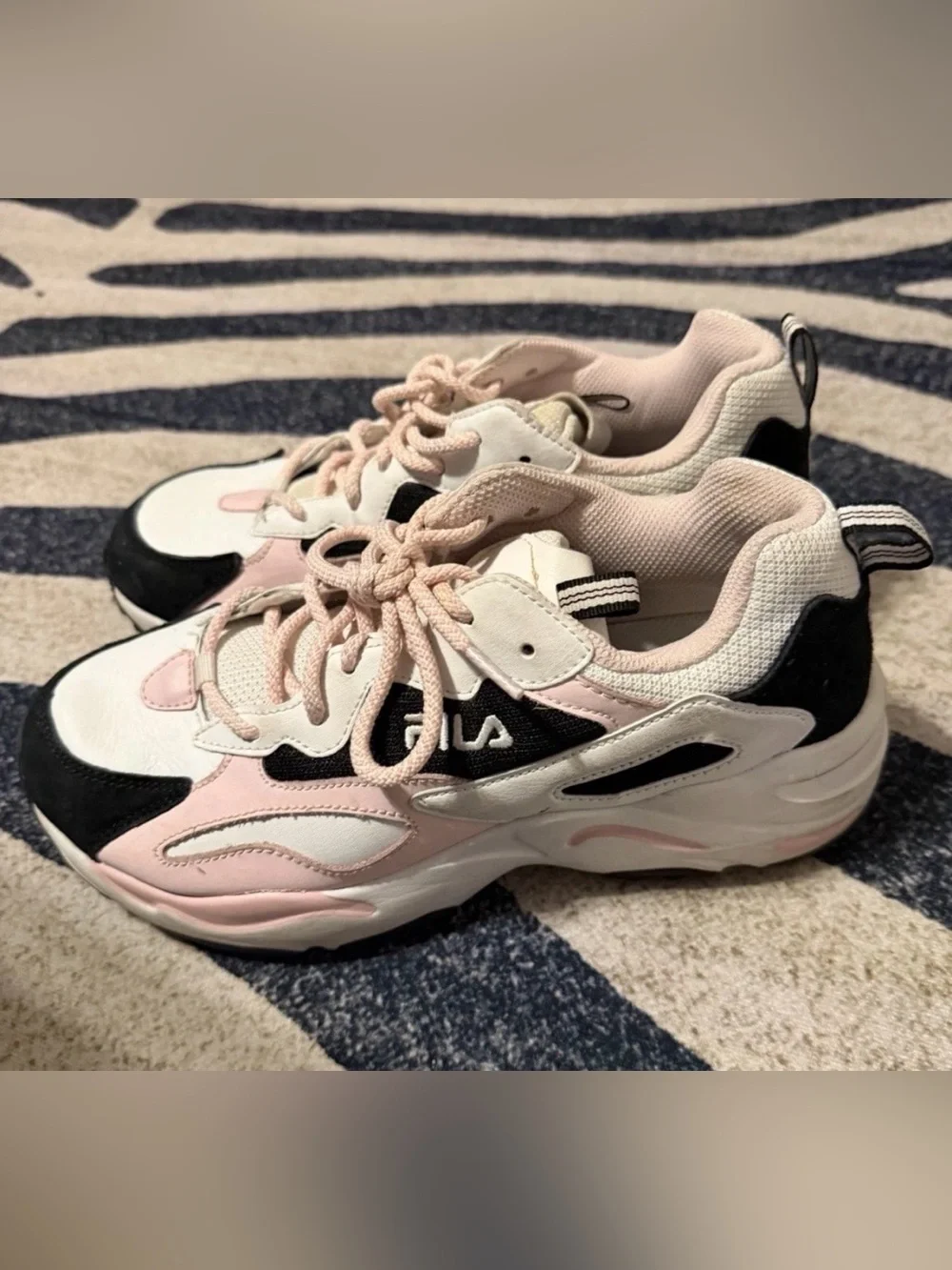 Fila Women's White, Pink & Black Chunky Athletic Sneakers